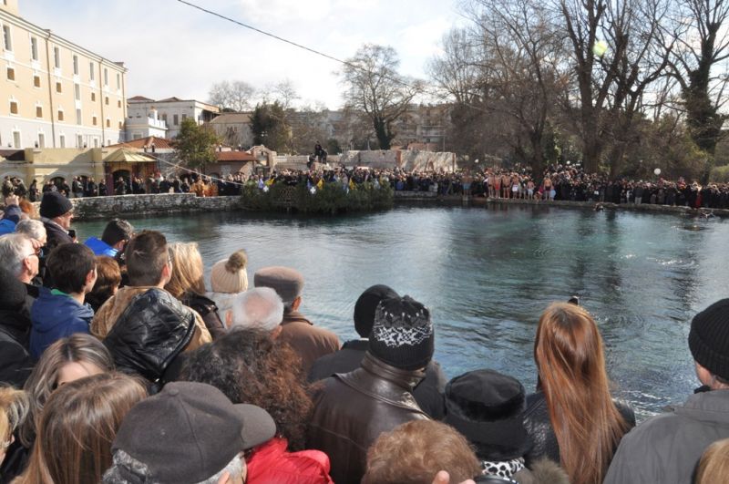 Θεοφάνεια στήν Ἱερά Μητρόπολη Δράμας