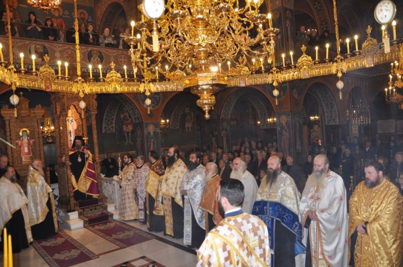 Η  ΕΟΡΤΗ  ΤΩΝ  ΕΙΣΟΔΙΩΝ  ΤΗΣ  ΘΕΟΤΟΚΟΥ  ΣΤΗΝ  ΙΕΡΑ  ΜΗΤΡΟΠΟΛΗ  ΔΡΑΜΑΣ