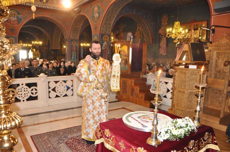 Η ΛΑΜΠΡΑ ΕΟΡΤΗ ΤΗΣ ΑΝΑΣΤΗΛΩΣΕΩΣ ΤΩΝ ΑΓΙΩΝ ΕΙΚΟΝΩΝ ΣΤΗ ΜΗΤΡΟΠΟΛΗ ΜΑΣ