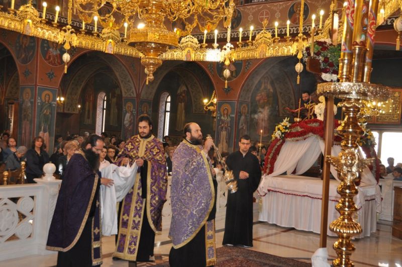 Τά Ἅγια Πάθη καί ἡ  Ἀνάσταση στή Μητρόπολη Δράμας   