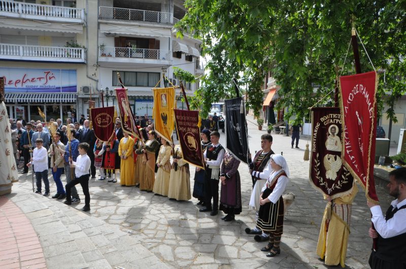 ΣΤΗ  ΠΡΟΣΟΤΣΑΝΗ ΛΙΤΑΝΕΙΑ ΤΗΣ ΠΑΝΑΓΙΑΣ ΠΟΡΤΑΪΤΙΣΣΗΣ