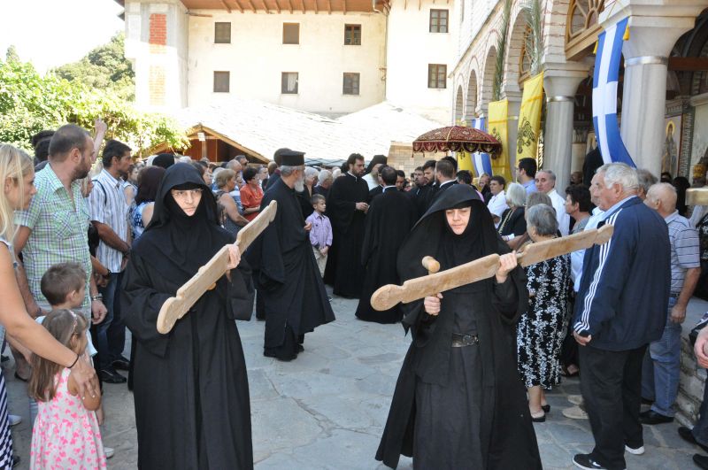 Ὁλονύκτια  Ἀγρυπνία στήν Ἱερά Μονή Εἰκοσιφοινίσσης