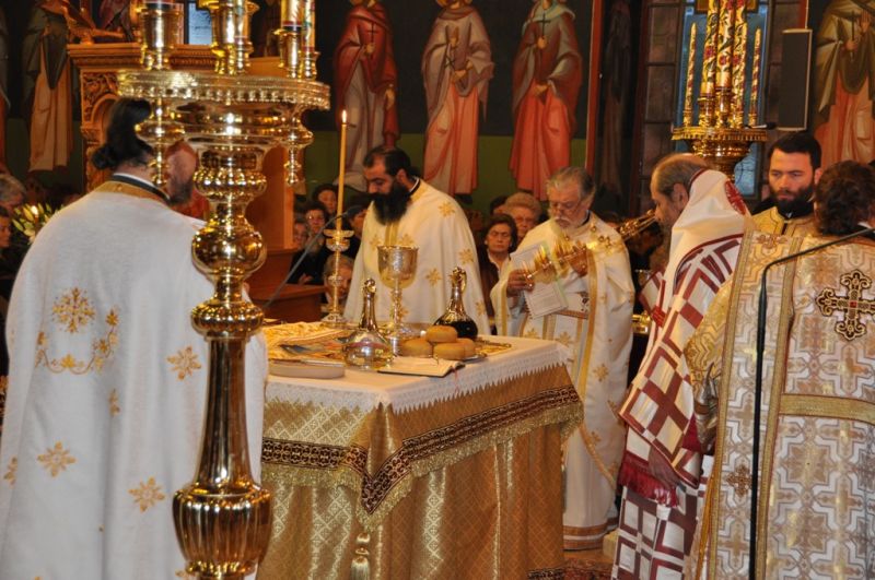 Αρχαιοπρεπής Θεία Λειτουργία  Αγίου Ιακώβου του Αδελφοθέου 