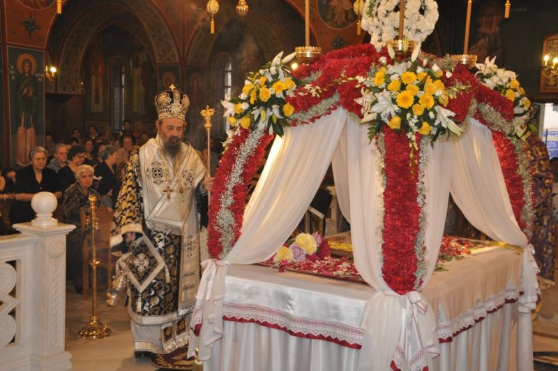 Τά Ἅγια Πάθη καί ἡ  Ἀνάσταση στή Μητρόπολη Δράμας   