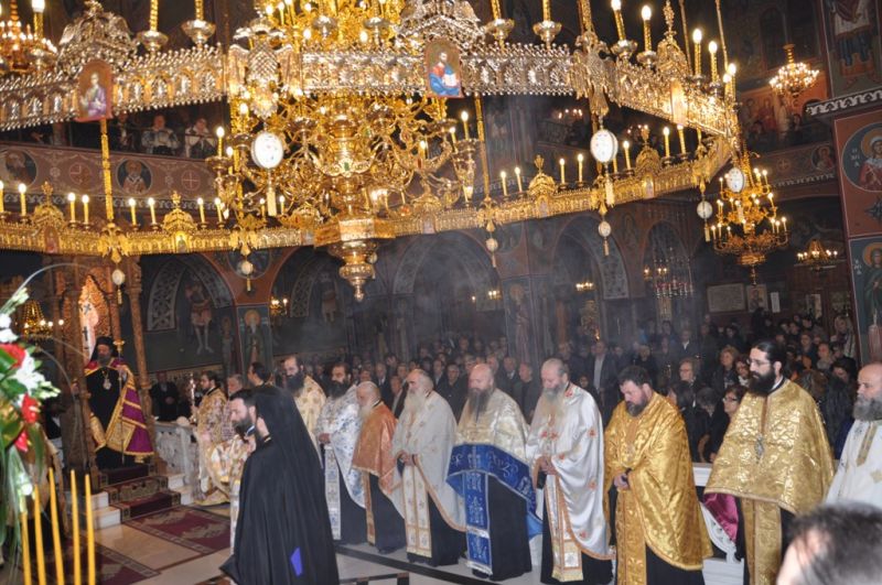 Η  ΕΟΡΤΗ  ΤΩΝ  ΕΙΣΟΔΙΩΝ  ΤΗΣ  ΘΕΟΤΟΚΟΥ  ΣΤΗΝ  ΙΕΡΑ  ΜΗΤΡΟΠΟΛΗ  ΔΡΑΜΑΣ