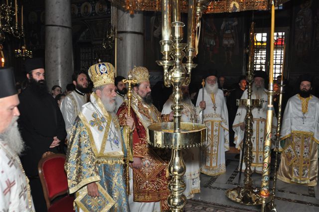 Ονομαστήρια Μητροπολίτου στην Ι.Μ. ΕΙΚΟΣΙΦΟΙΝΙΣΣΗΣ 29-6-2009