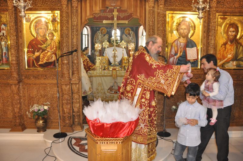 Ποιόν θά ἀκολουθήσουμε: Τήν σκοτεινή καί δυσώδη Εὐρώπη ἤ τόν Χριστό;