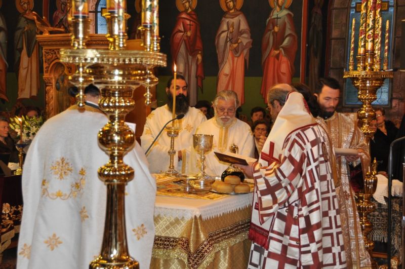 Αρχαιοπρεπής Θεία Λειτουργία  Αγίου Ιακώβου του Αδελφοθέου 