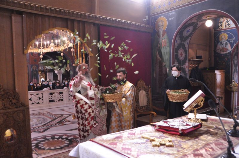 Ἡ πρώτη Ἀνάσταση στόν Μητροπολιτικό Ναό Δράμας