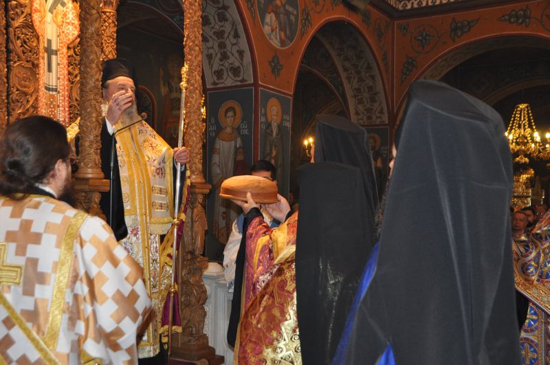 Ἡ ἑορτή τῶν Εἰσοδίων τῆς Θεοτόκου  στόν Ἱερό Μητροπολιτικό Ναό Δράμας καί τό κτητορικό μνημόσυνο στήν Ἱερά Μονή Εἰκοσιφοινίσσης