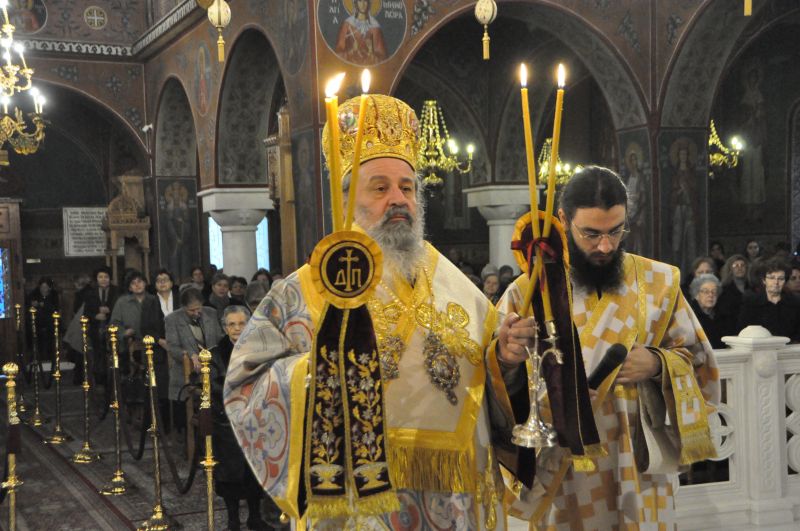 Ἡ ἑορτή τῶν Εἰσοδίων τῆς Θεοτόκου  στόν Ἱερό Μητροπολιτικό Ναό Δράμας καί τό κτητορικό μνημόσυνο στήν Ἱερά Μονή Εἰκοσιφοινίσσης