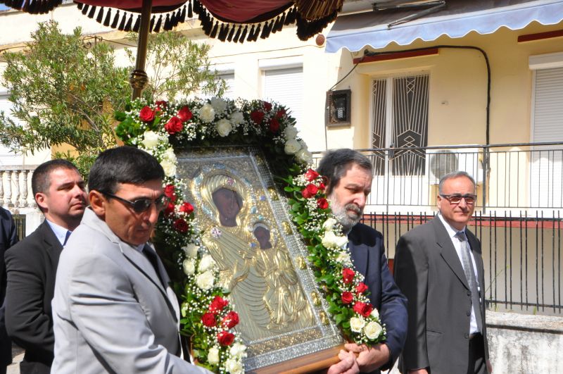 ΣΤΗ  ΠΡΟΣΟΤΣΑΝΗ ΛΙΤΑΝΕΙΑ ΤΗΣ ΠΑΝΑΓΙΑΣ ΠΟΡΤΑΪΤΙΣΣΗΣ