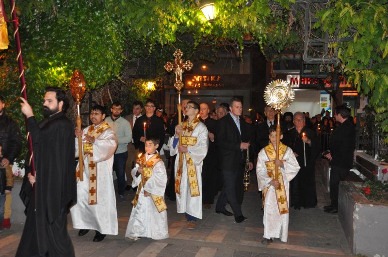 Ποιόν θά ἀκολουθήσουμε: Τήν σκοτεινή καί δυσώδη Εὐρώπη ἤ τόν Χριστό;