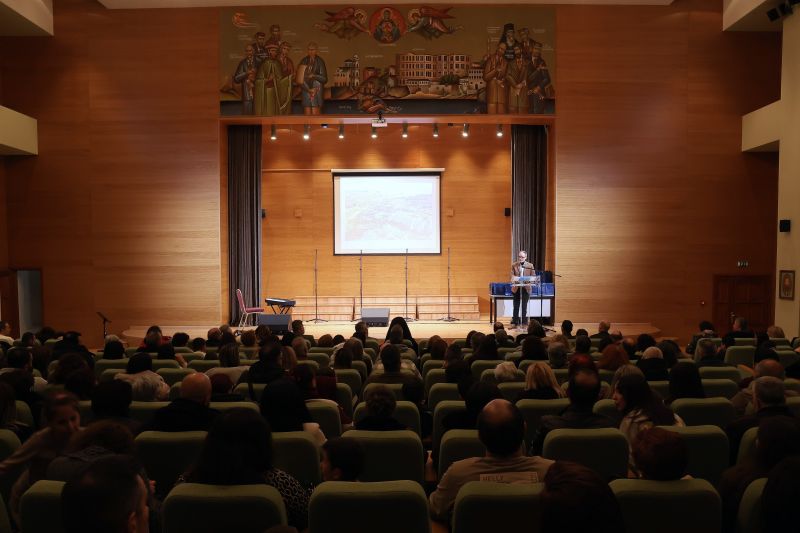 Εκδήλωση προς τιμήν των Τριών Ιεραρχών και βράβευση αριστούχων μαθητών Μητροπόλεως Δράμας.
