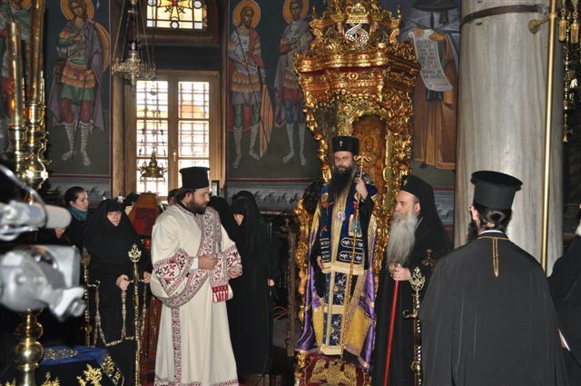 Υποδοχή Λειψάνου Αγ. Διονυσίου στην Ιερά Μονή Εικοσιφοινίσσης 3-1-2010