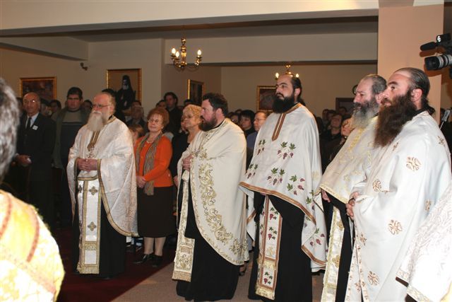 Εσπερινός Αγίου Ιωάννου Χρυσοστόμου στον Αγιο Χρυσόστομο. Ομιλητής π. Μωυσής Αγιορείτης. 12-11-2007