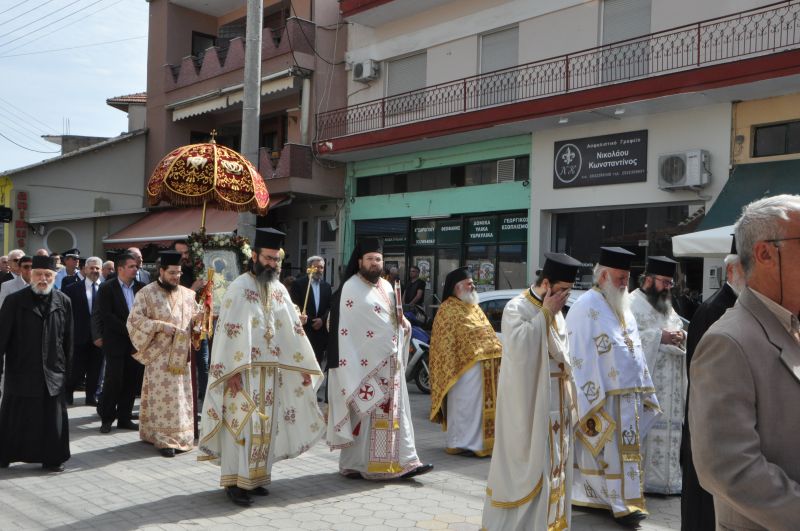 ΣΤΗ  ΠΡΟΣΟΤΣΑΝΗ ΛΙΤΑΝΕΙΑ ΤΗΣ ΠΑΝΑΓΙΑΣ ΠΟΡΤΑΪΤΙΣΣΗΣ