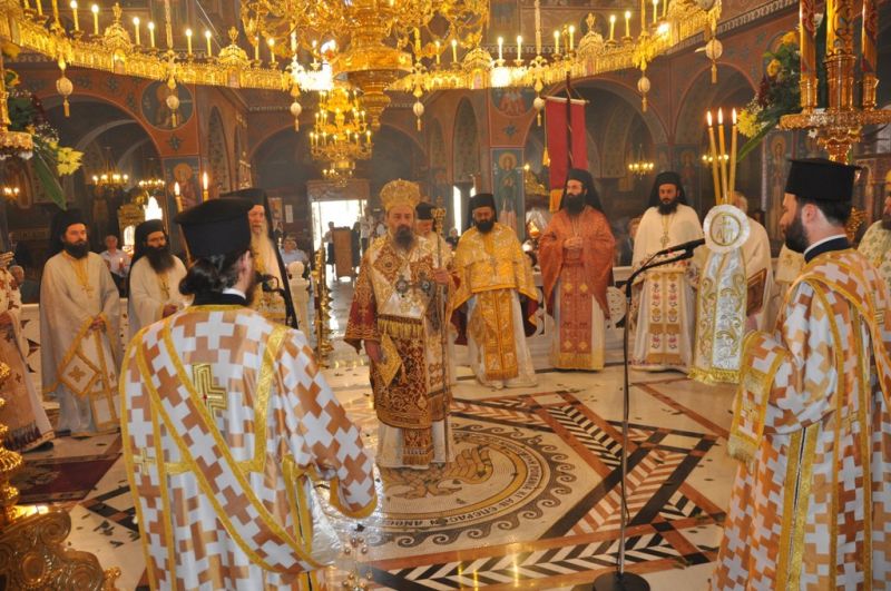 Τά Ἅγια Πάθη καί ἡ  Ἀνάσταση στή Μητρόπολη Δράμας   