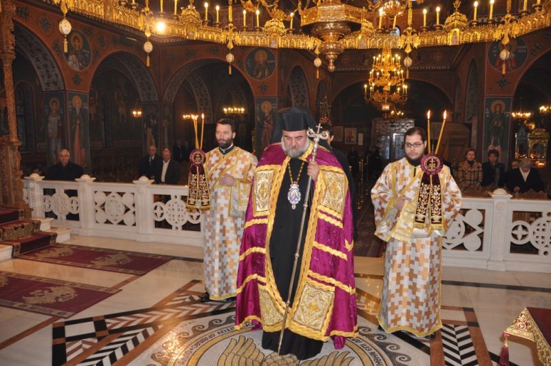 Πρωτοχρονιά στή Μητρόπολη Δράμας