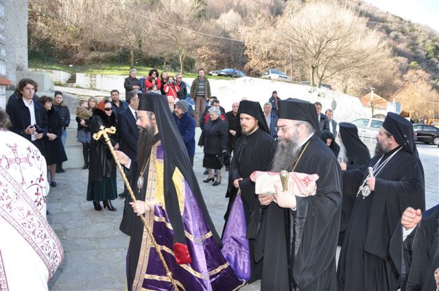 Υποδοχή Λειψάνου Αγ. Διονυσίου στην Ιερά Μονή Εικοσιφοινίσσης 3-1-2010