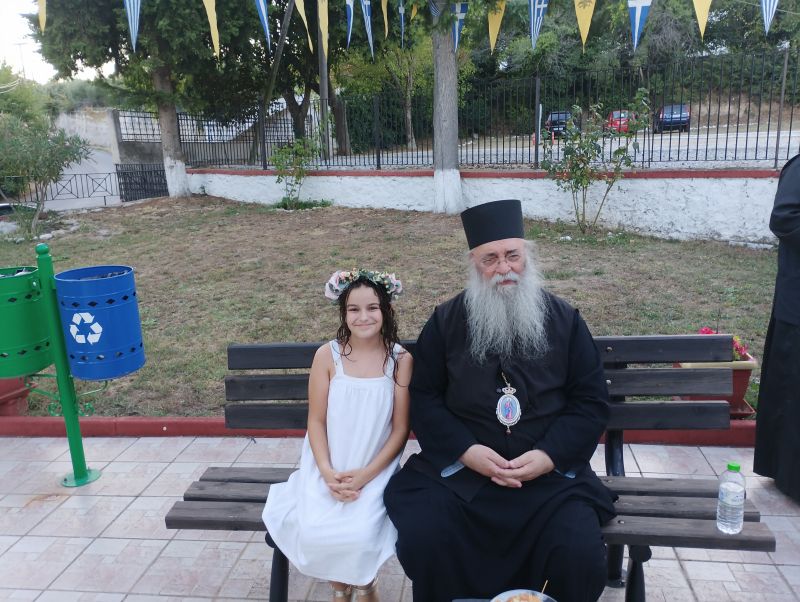 Βάπτιση μικρής κατασκηνώτριας