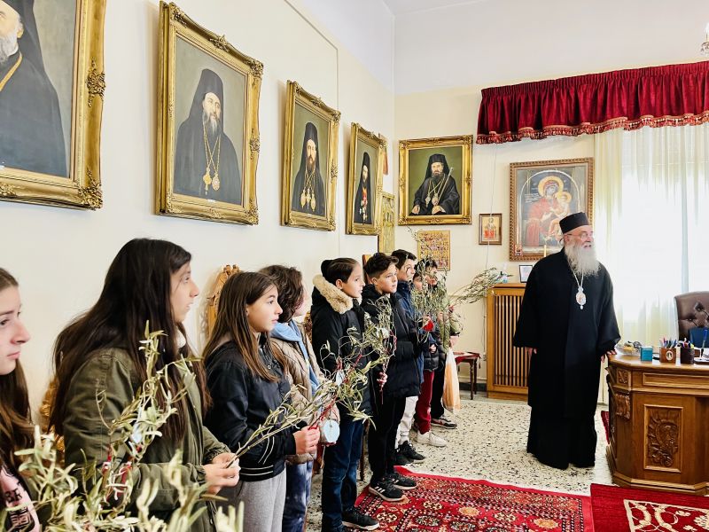 Χριστουγεννιάτικα κάλαντα στό Ἐπισκοπεῖο